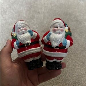 Santa Claus Salt & Pepper Shakers